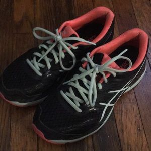 ASICS GT-2000 Sneaker